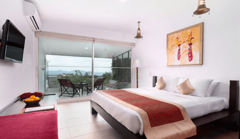 Theva Residency Superior ground room with Hanthana mountain views