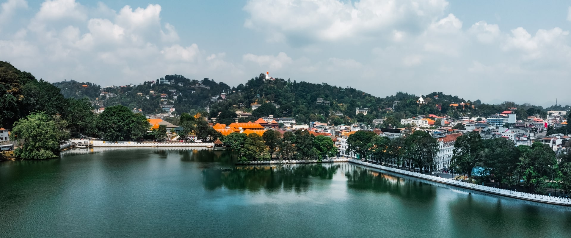 An enchanting view of Kandy city and lake